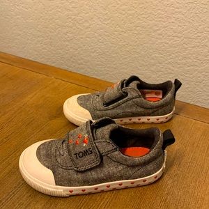 Tom’s toddler girl shoes (T8)